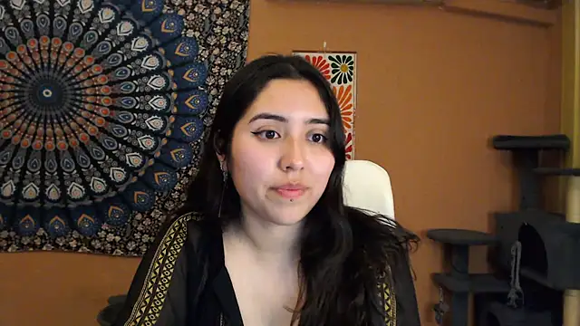 Snapshot of IntimateTales chatting on January 17, 8:22 pm IntimateTales online show from January 17, 8:22 pm