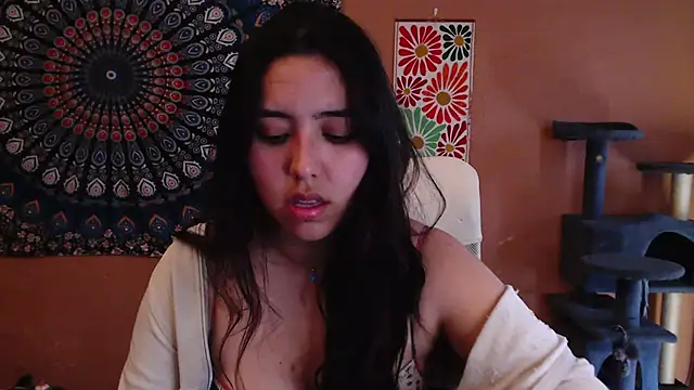 Snapshot of IntimateTales chatting on February 25, 3:38 pm IntimateTales online show from February 25, 3:38 pm