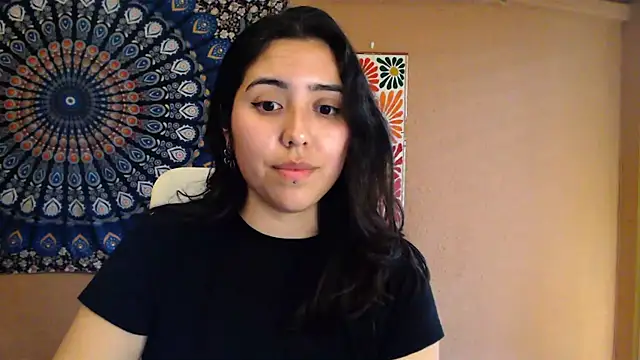 Snapshot of IntimateTales chatting on March 20, 3:47 pm IntimateTales online show from March 20, 3:47 pm