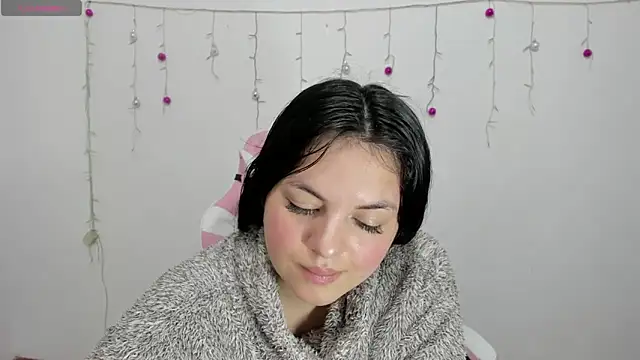 Snapshot of Anal_Milky_Momma chatting on December 12, 12:44 pm Anal Milky Momma online show from December 12, 12:44 pm