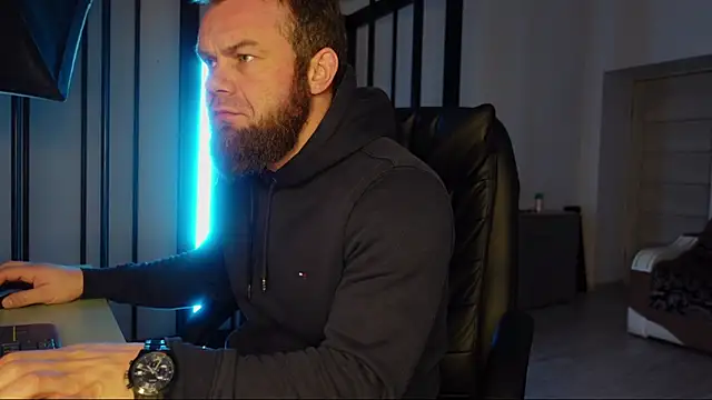 Snapshot of Tommy_Burnz chatting on March 5, 2:36 am Tommy Burnz online show from March 5, 2:36 am