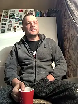 Snapshot of DanielOhCool chatting on February 19, 6:33 am DanielOhCool online show from February 19, 6:33 am