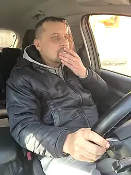 Snapshot of DanielOhCool chatting on February 27, 10:59 am DanielOhCool online show from February 27, 10:59 am