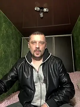 DanielOhCool online show from March 6, 5:22 pm