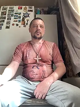 Snapshot of DanielOhCool chatting on March 12, 11:20 am DanielOhCool online show from March 12, 11:20 am