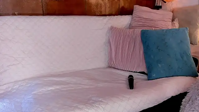 Snapshot of Gaby_Sexy_ chatting on February 10, 3:16 pm Gaby Sexy online show from February 10, 3:16 pm