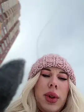 LaraHollywood online show from January 10, 7:14 am