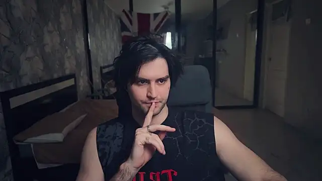 Snapshot of keanu_reevez chatting on December 6, 2:17 pm keanu reevez online show from December 6, 2:17 pm