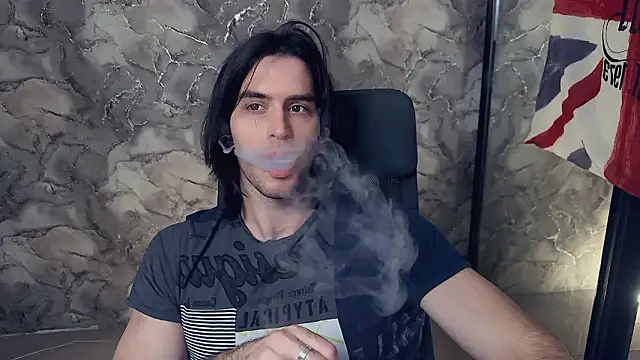 Snapshot of keanu_reevez chatting on March 1, 6:37 am keanu reevez online show from March 1, 6:37 am