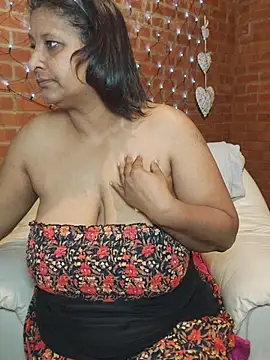 Lilybanx online show from June 14, 9:28 pm
