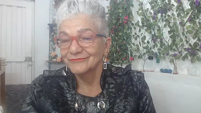 FunnyGrandma online show from February 12, 1:41 am