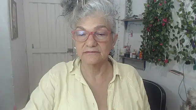 FunnyGrandma online show from March 10, 6:34 pm