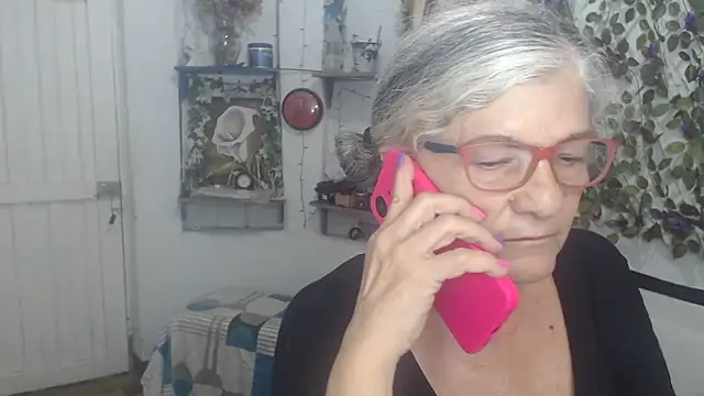 FunnyGrandma online show from March 5, 12:17 am