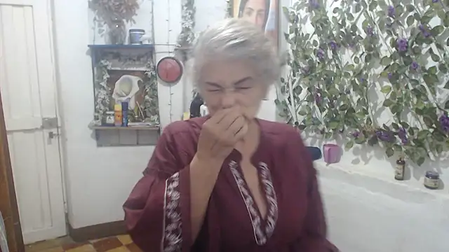 FunnyGrandma online show from July 6, 12:29 am