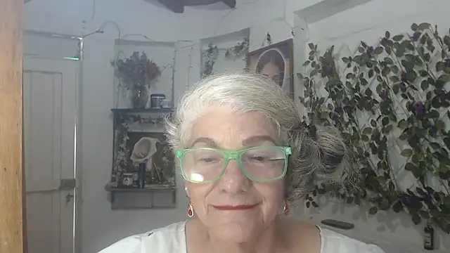 FunnyGrandma online show from July 7, 8:24 pm