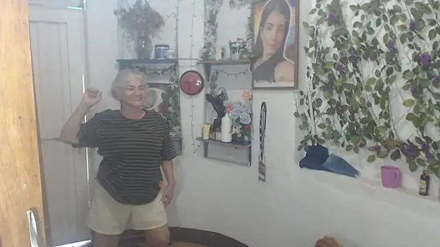 FunnyGrandma online show from July 13, 8:55 pm