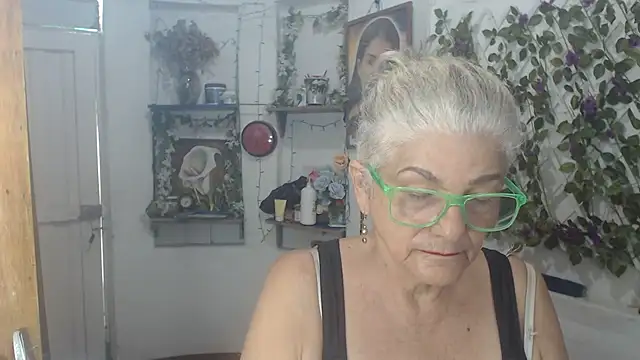 FunnyGrandma online show from July 29, 6:28 pm