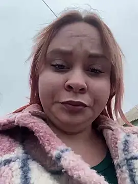 Model9798 online show from January 25, 9:57 am