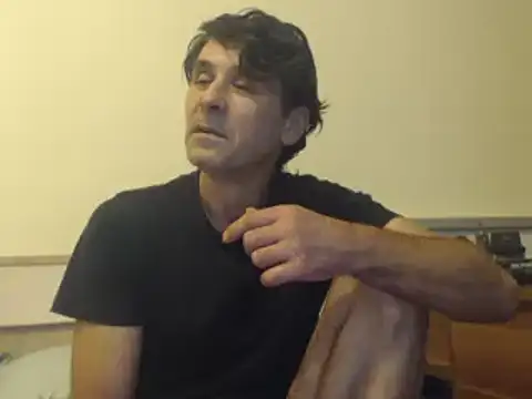 yvesstorm1 online show from January 4, 7:44 pm