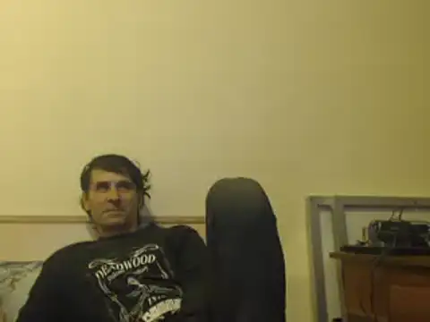 yvesstorm1 online show from January 18, 9:45 pm