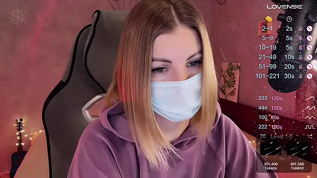 Snapshot of Your_Sweet_Lilu chatting on February 13, 2:42 pm Your Sweet Lilu online show from February 13, 2:42 pm