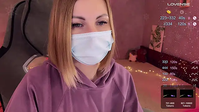 Snapshot of Your_Sweet_Lilu chatting on February 17, 4:37 pm Your Sweet Lilu online show from February 17, 4:37 pm