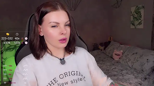 Your Sweet Lilu online show from April 9, 11:15 am