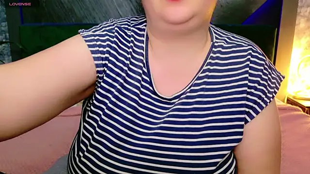 AleshaArabian online show from January 27, 7:46 pm