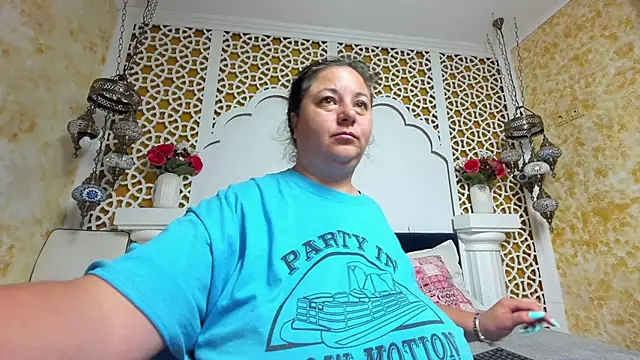 AleshaArabian online show from September 25, 2:15 am