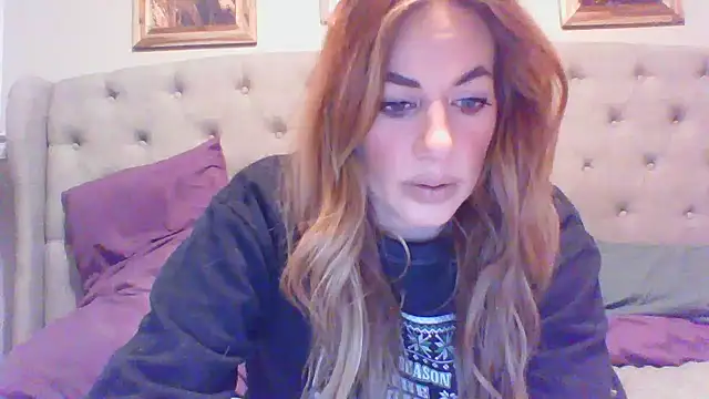 Snapshot of Rhodesxox chatting on January 8, 10:48 pm Rhodesxox online show from January 8, 10:48 pm