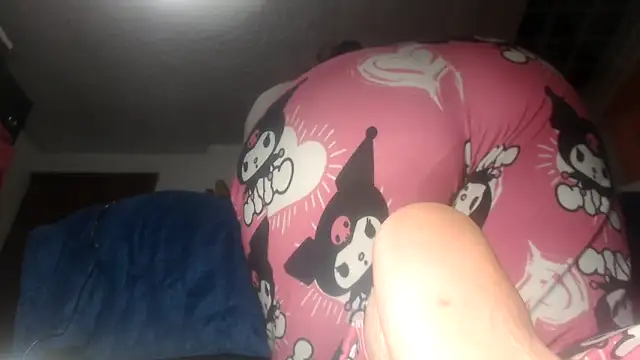 Snapshot of prettyangelsquirt chatting on May 17, 6:48 pm prettyangelsquirt online show from May 17, 6:48 pm