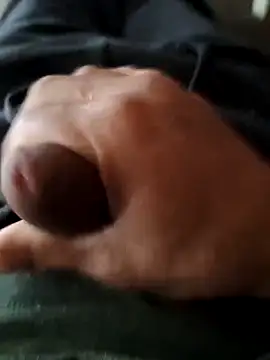 Snapshot of Pincheflaco@xh chatting on February 7, 9:04 pm Pincheflacoxh online show from February 7, 9:04 pm