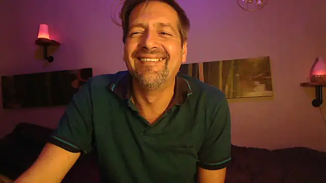 Snapshot of matrikes1 chatting on December 29, 9:09 pm matrikes1 online show from December 29, 9:09 pm