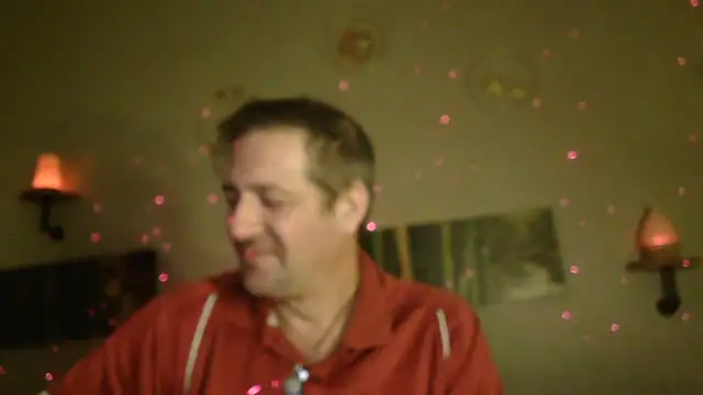 Snapshot of matrikes1 chatting on January 3, 11:23 pm matrikes1 online show from January 3, 11:23 pm