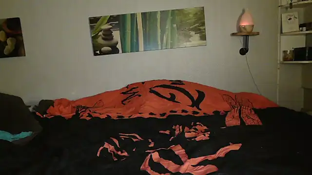 Snapshot of matrikes1 chatting on January 25, 10:28 pm matrikes1 online show from January 25, 10:28 pm