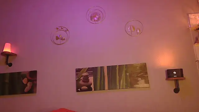 Snapshot of matrikes1 chatting on February 24, 9:52 pm matrikes1 online show from February 24, 9:52 pm