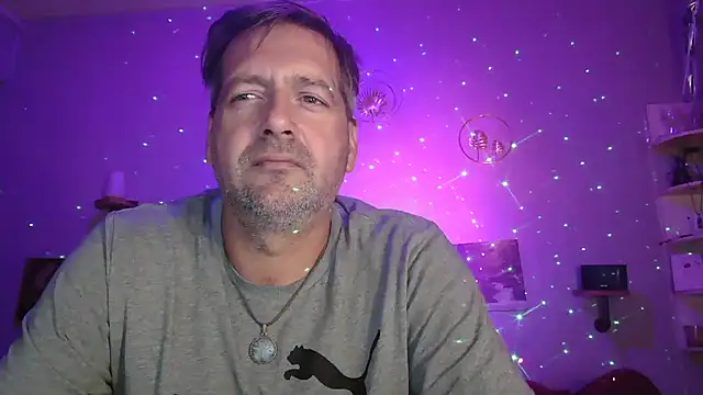 Snapshot of matrikes1 chatting on October 6, 6:05 pm matrikes1 online show from October 6, 6:05 pm