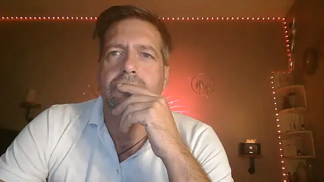 Snapshot of matrikes1 chatting on October 11, 8:18 pm matrikes1 online show from October 11, 8:18 pm