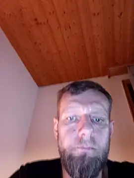 Kw8585kw online show from October 4, 1:03 am