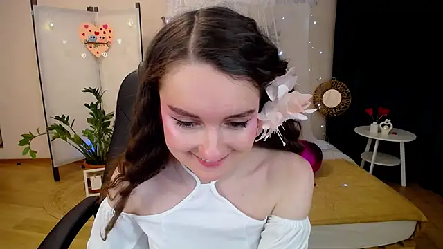 CloudGrace online show from February 14, 6:19 pm