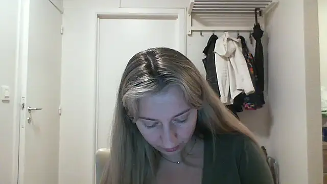 SusanCurt online show from October 17, 8:50 am