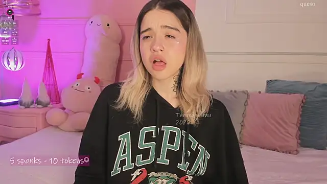  Tammara  online show from January 10, 12:40 pm