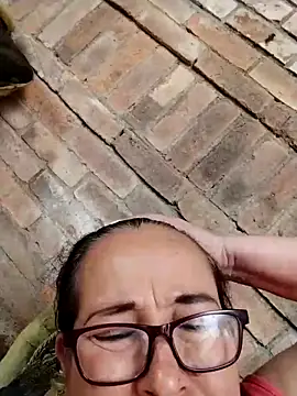 LaGochis07 online show from April 7, 7:58 pm