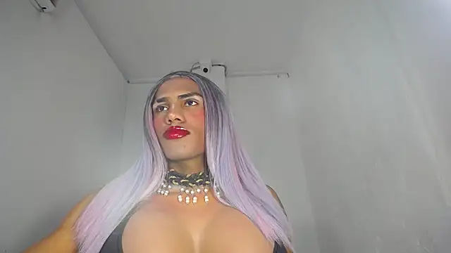 paulabigcock online show from March 18, 7:53 pm