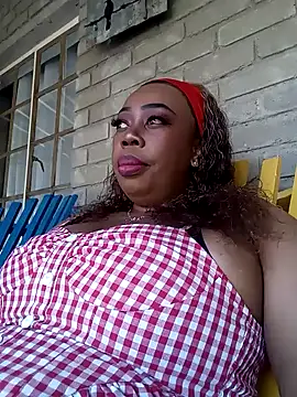 crystalbxx online show from September 27, 10:53 am