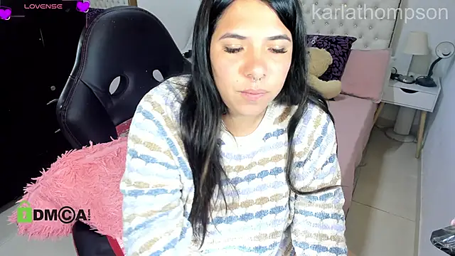 Karlathompson online show from January 7, 12:34 am