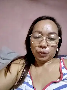 asianwet4u online show from November 23, 9:42 am