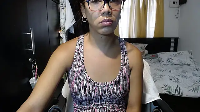 sensual nataliee online show from February 14, 9:10 pm