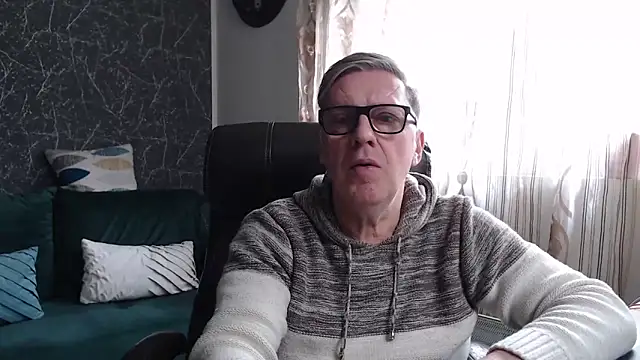 RobertStripX online show from March 2, 12:12 pm