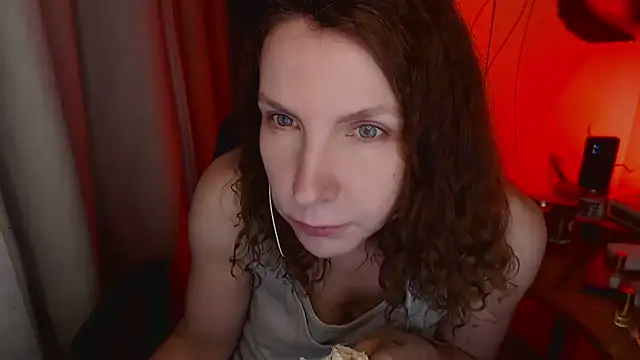 JohansonKatie online show from January 19, 1:01 pm